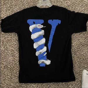 Men’s Large Vlone T-shirt